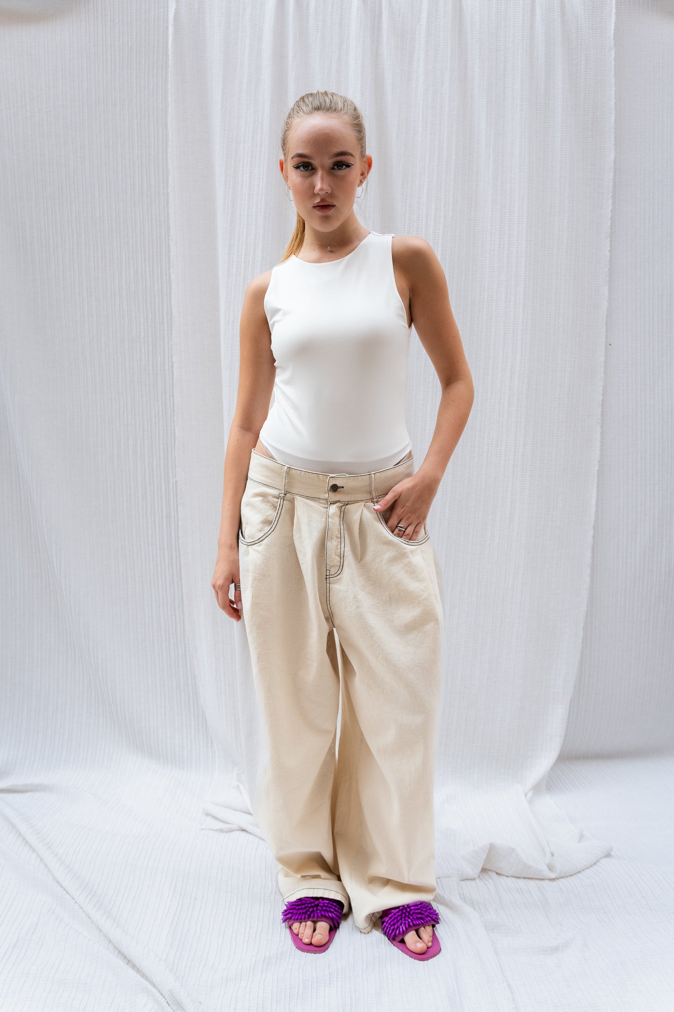 Sleeveless Basic Bodysuit - Fitted, Stretchy & Everyday