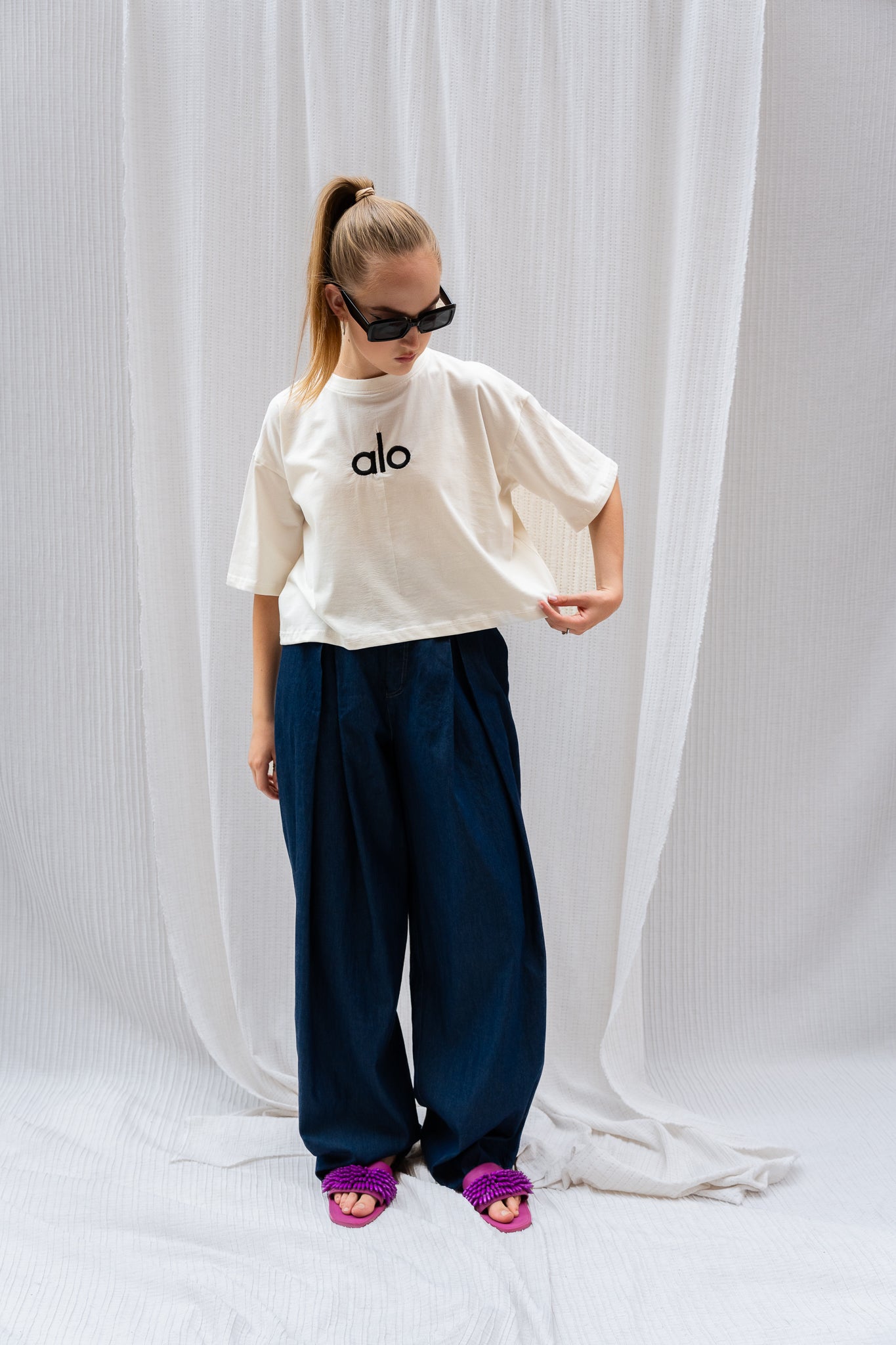 Pleated Denim Trousers with Scotch Detail