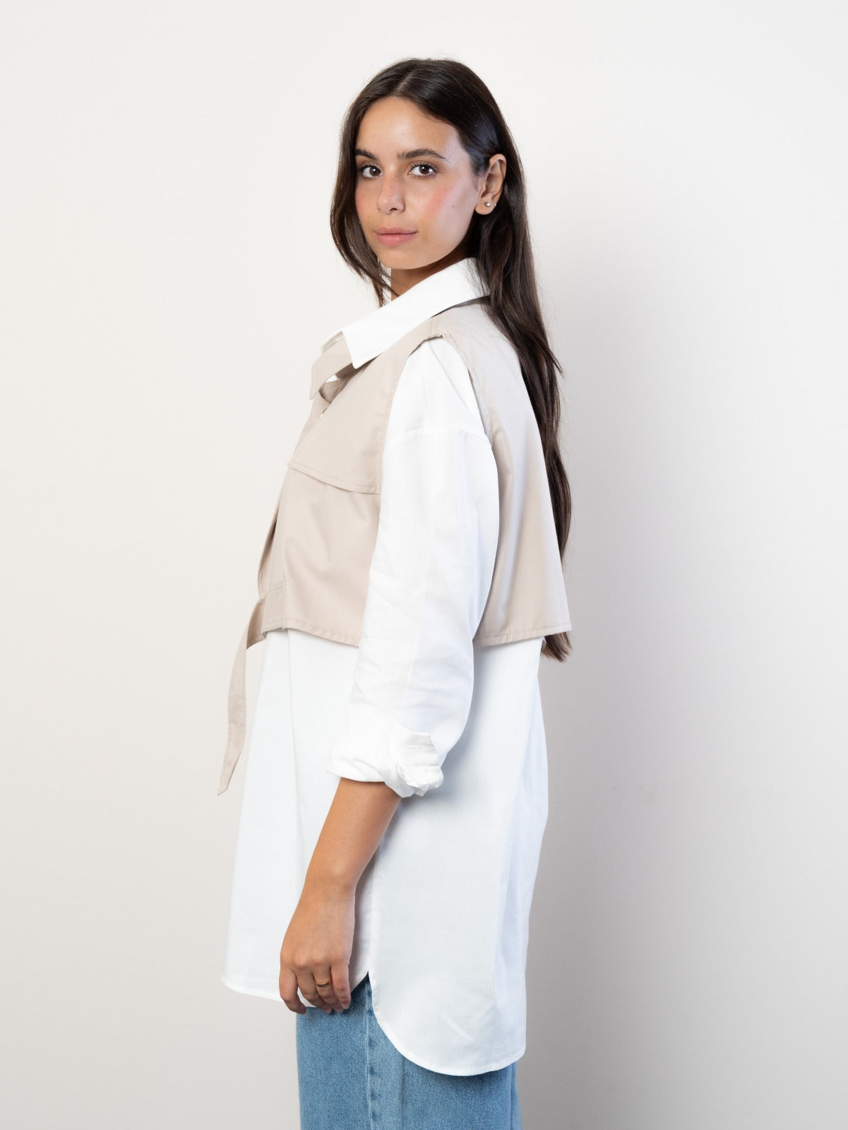 Style: contrasted poplin shirt