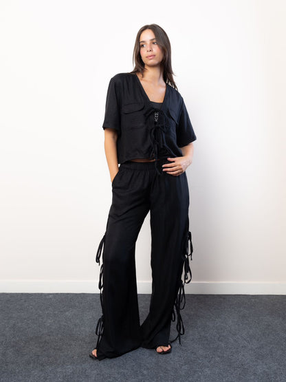 wide leg trousers with side bow’s