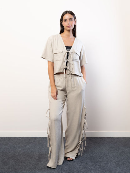 wide leg trousers with side bow’s