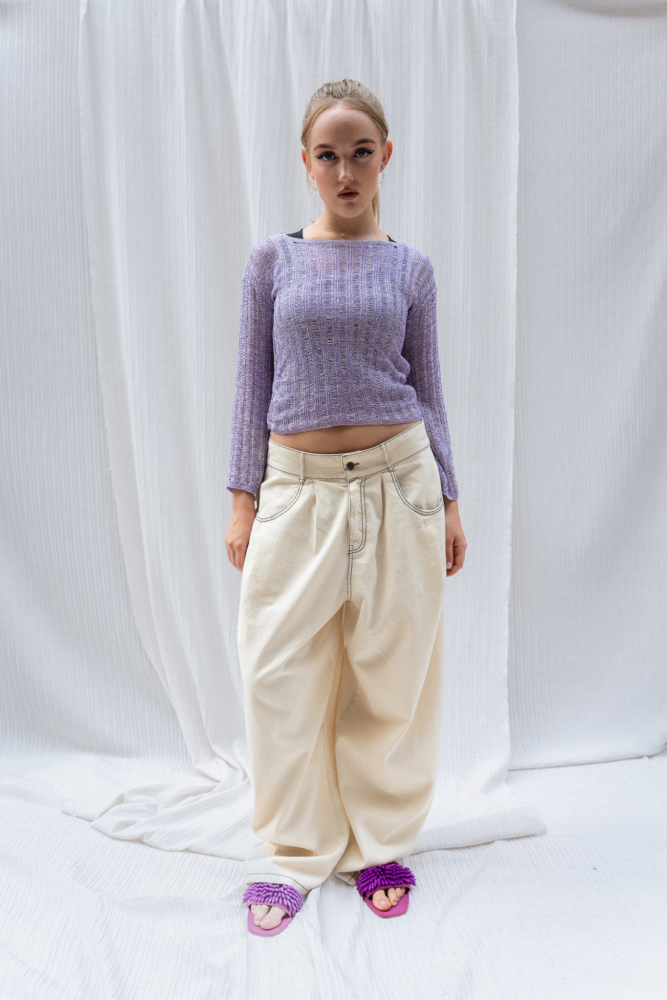 Balloon Fit Trousers  -  Relaxed Volume with Contemporary Edge